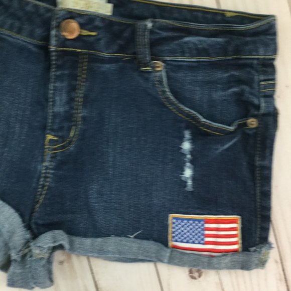 CI Sono Patriotic Distressed Shorts SZ 9/10 - Picture 7 of 8